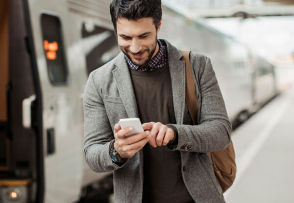 man_phone-hero_mobile (1)